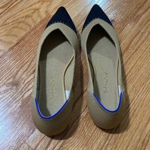 Rothy’s pointed flats in camel captoe in size 10.5 excellent condition